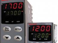 Bộ điều khiển nhiệt độ UDC1700